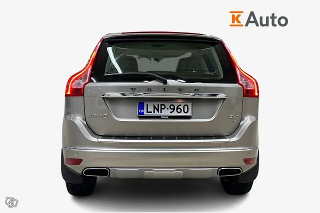 Volvo XC60 D4 AWD Summum aut *Webasto / Vetokoukku / Nahat / Image 3