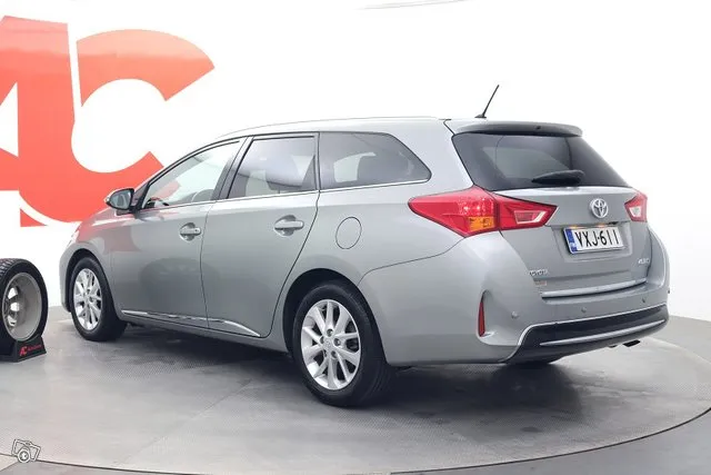 Toyota Auris Touring Sports 1,6 Valvematic Premium - / Pkame Image 3