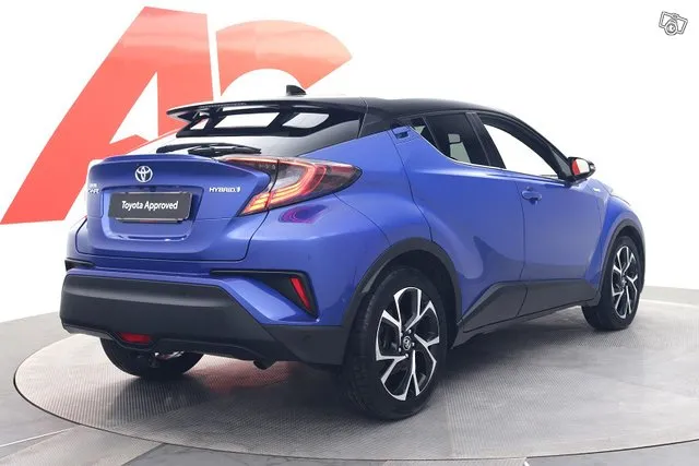 Toyota C-HR 1,8 Hybrid Intense Edition Business - Approved / Image 5