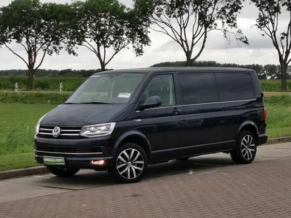 Volkswagen Transporter 2.0 TDI L2 Lang DC Highline Image 2