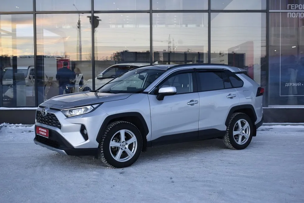 Toyota RAV4 Image 1